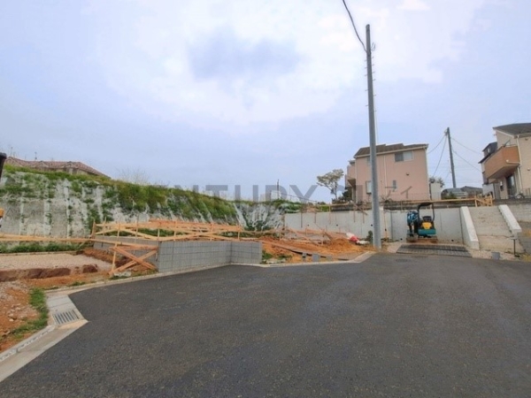 横浜市緑区鴨居４丁目　新築一戸建て