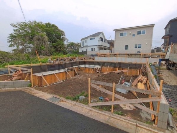 横浜市緑区鴨居４丁目　新築一戸建て