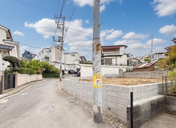 横浜市磯子区森５丁目　新築一戸建て