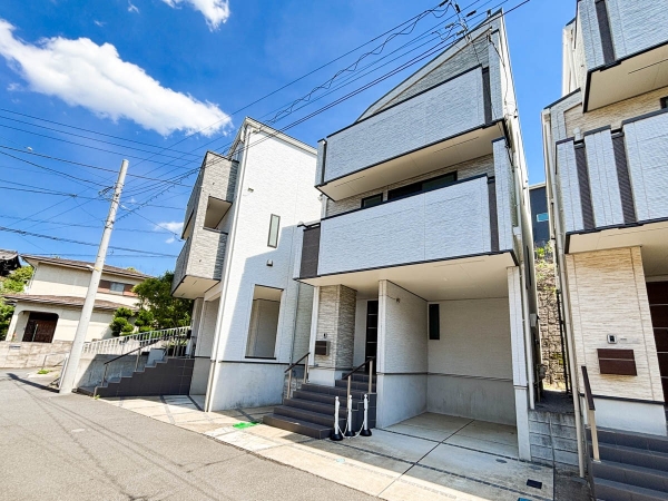 横浜市鶴見区下末吉５丁目　中古一戸建て