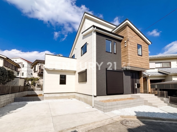 横浜市旭区三反田町　新築一戸建て
