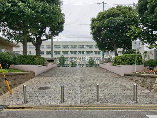 横浜市旭区川井本町の中古一戸建て(横浜市立川井小学校)