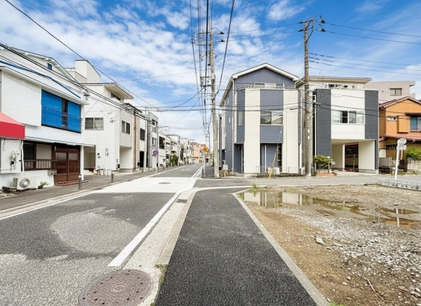 横浜市南区中村町４丁目　新築一戸建て