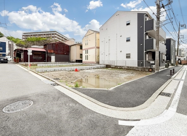 横浜市南区中村町４丁目　新築一戸建て