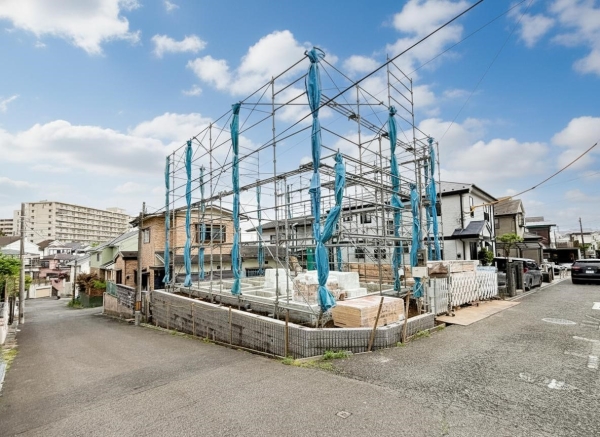 横浜市南区六ツ川３丁目　新築一戸建て