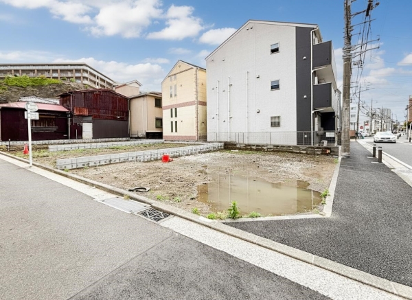 横浜市南区中村町４丁目　新築一戸建て
