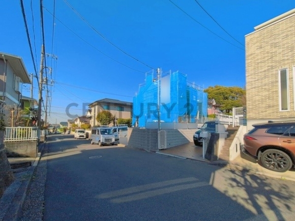 横浜市金沢区能見台１丁目　新築一戸建て