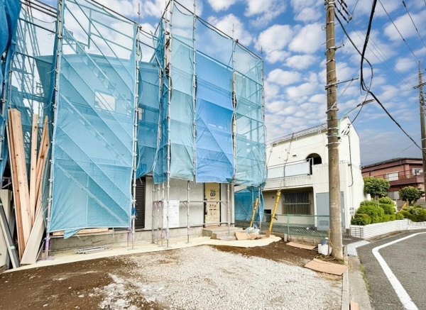 横浜市青葉区奈良町　新築一戸建て