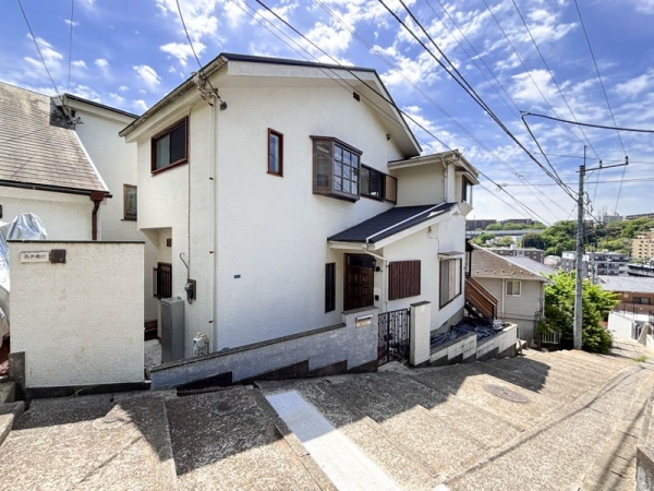 横浜市保土ケ谷区霞台　中古一戸建て