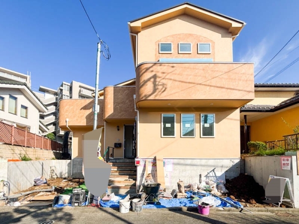 横浜市青葉区市ケ尾町　新築一戸建て