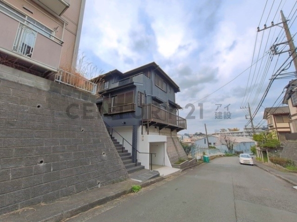 横浜市神奈川区片倉４丁目　中古一戸建て