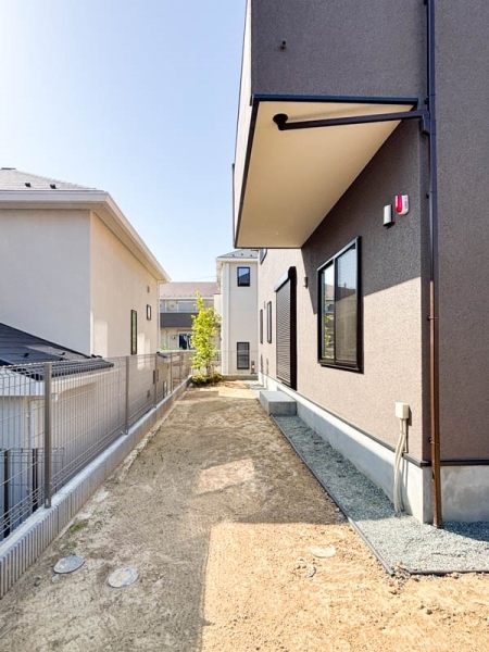 横浜市青葉区田奈町　新築一戸建て