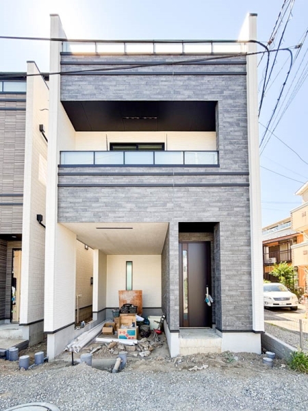 川崎市高津区溝口６丁目　新築一戸建て