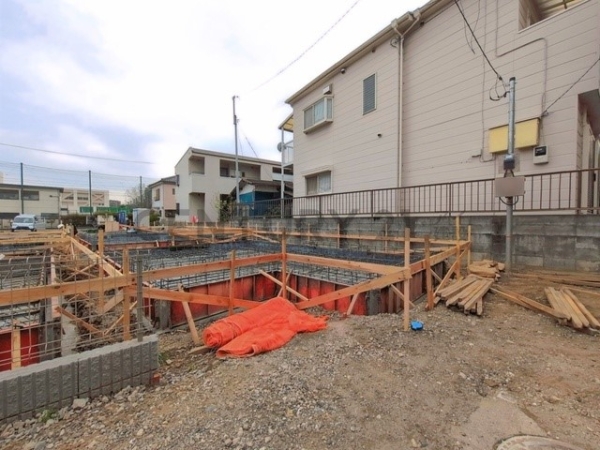 川崎市高津区溝口６丁目　新築一戸建て