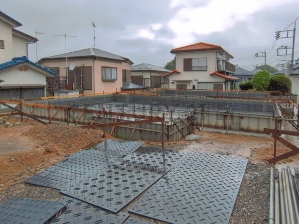 横浜市港南区笹下６丁目　新築一戸建て