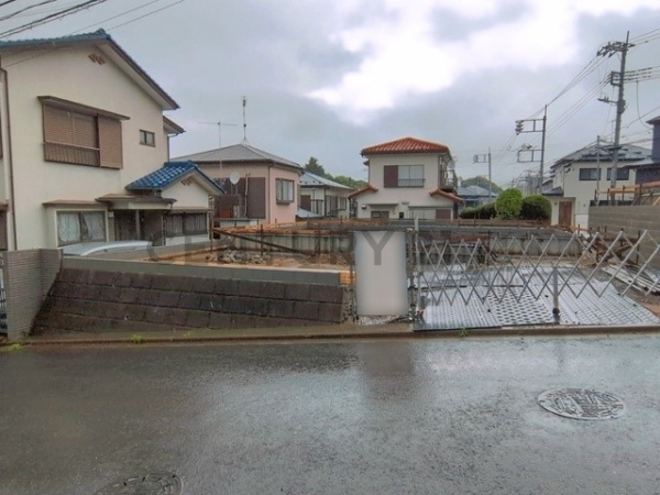 横浜市港南区笹下６丁目　新築一戸建て
