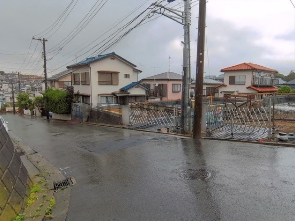 横浜市港南区笹下６丁目　新築一戸建て