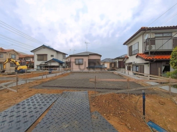 横浜市港南区笹下６丁目　新築一戸建て