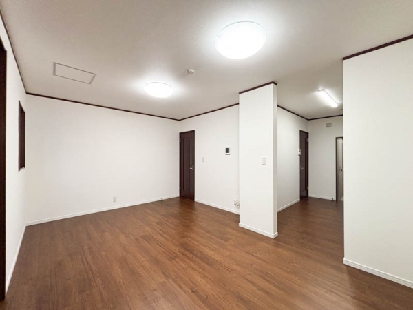 綾瀬市綾西４丁目の中古一戸建て