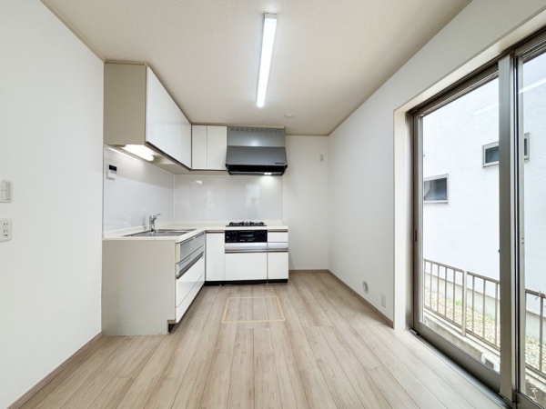 藤沢市善行５丁目　中古一戸建て
