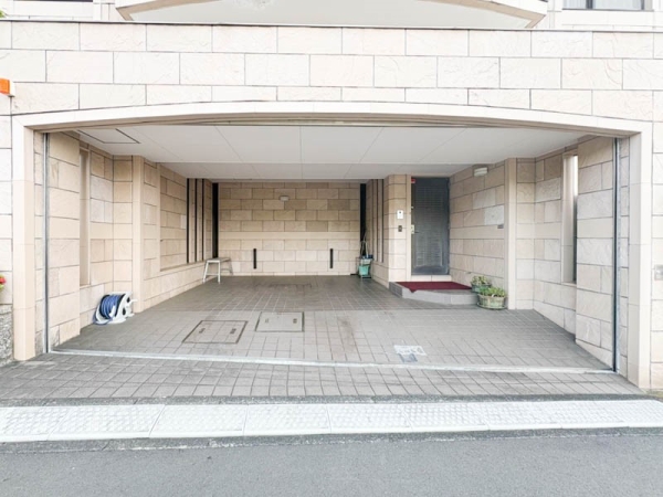 横浜市港南区港南台８丁目の中古一戸建て