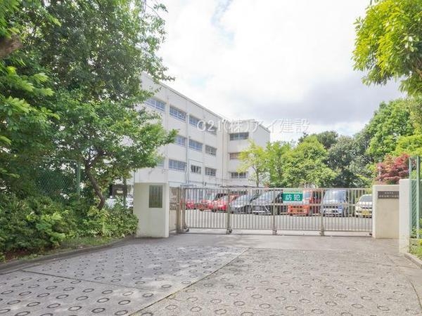 横浜市港南区港南台８丁目の中古一戸建て(横浜市立港南台第一中学校)