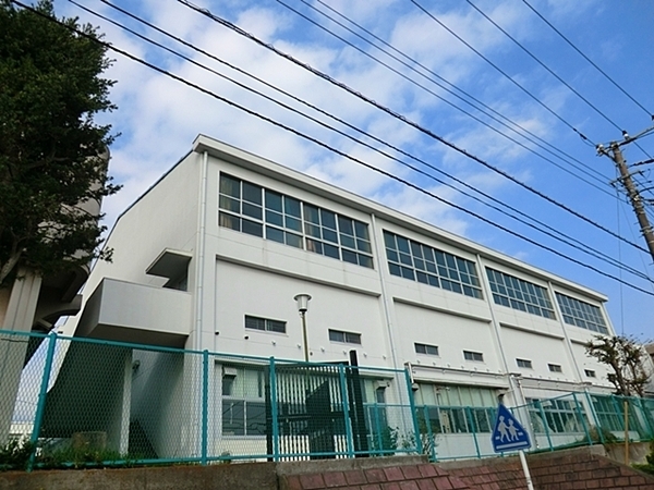 横浜市保土ケ谷区権太坂２丁目の中古一戸建て(横浜市立境木中学校)