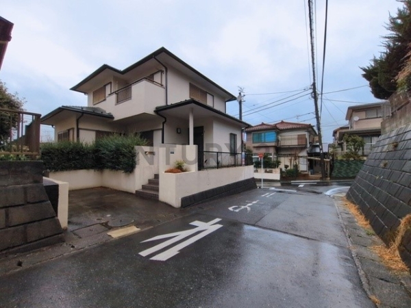 横浜市緑区上山３丁目　中古一戸建て