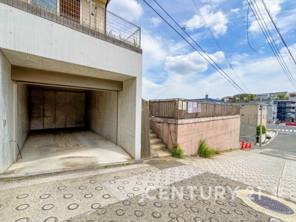 横浜市鶴見区下末吉５丁目　中古一戸建て