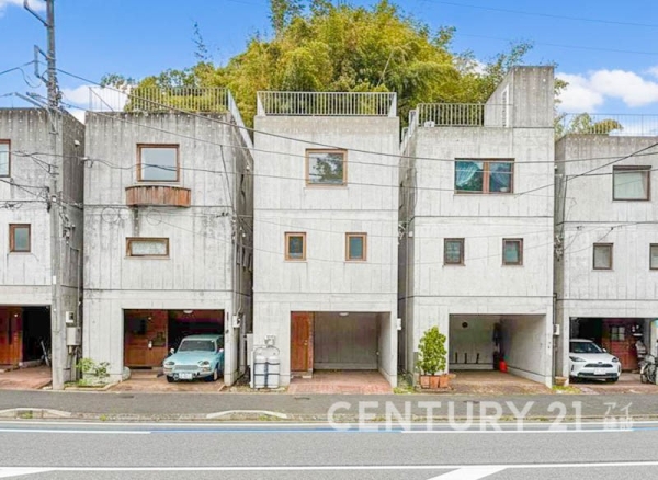 鎌倉市城廻　中古一戸建て