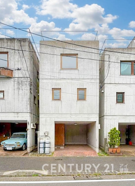 鎌倉市城廻　中古一戸建て