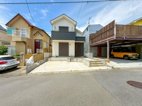 横浜市栄区長倉町　中古一戸建て