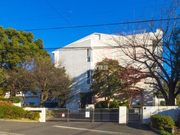 横浜市金沢区釜利谷東４丁目　新築一戸建て(横浜市立能見台南小学校)