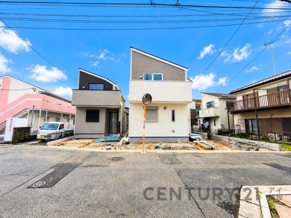 横浜市瀬谷区宮沢２丁目　新築一戸建て
