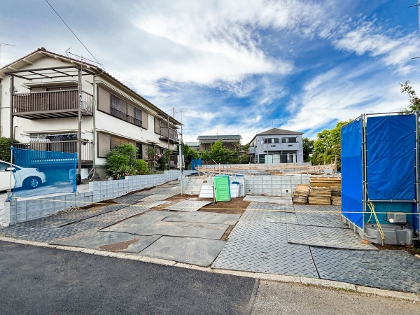 横浜市神奈川区菅田町　新築一戸建て