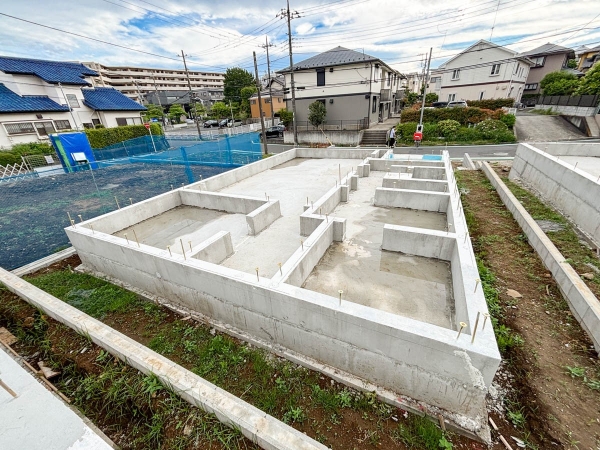 横浜市青葉区美しが丘西２丁目　新築一戸建て