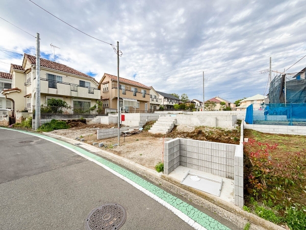 横浜市青葉区美しが丘西２丁目　新築一戸建て