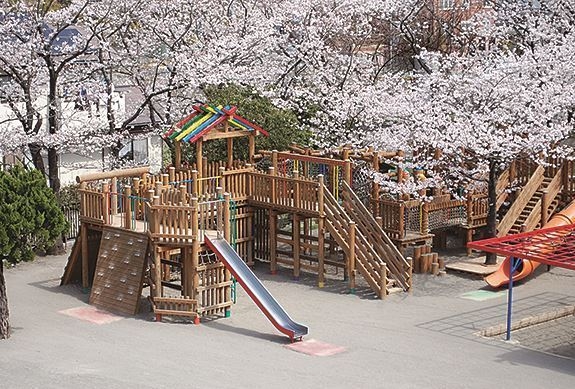 横浜市青葉区鉄町　新築一戸建て(横浜さくら幼稚園)