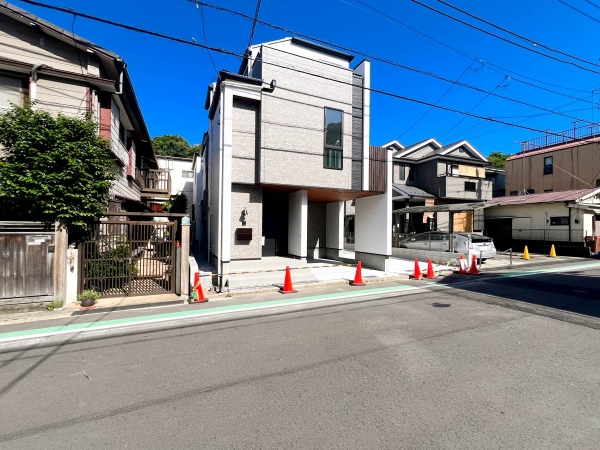 横浜市西区久保町　新築一戸建て
