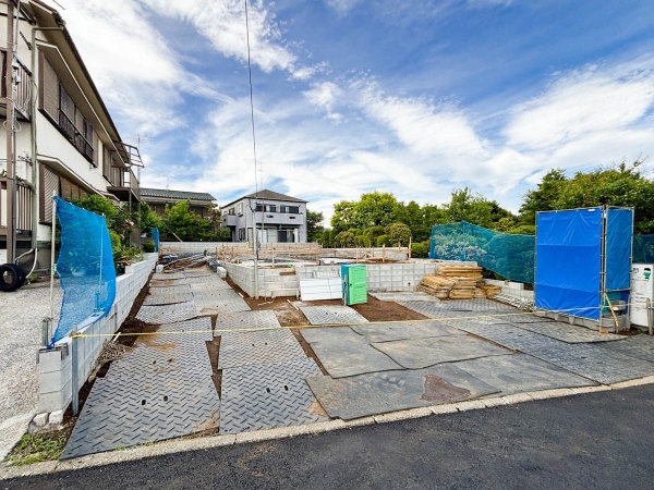 横浜市神奈川区菅田町　新築一戸建て