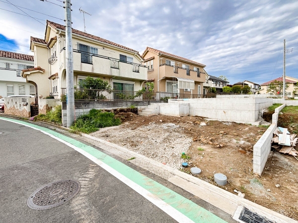 横浜市青葉区美しが丘西２丁目　新築一戸建て
