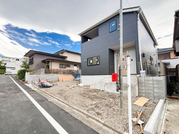 横浜市緑区上山３丁目　新築一戸建て