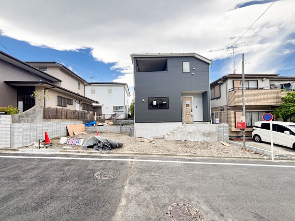 横浜市緑区上山３丁目　新築一戸建て