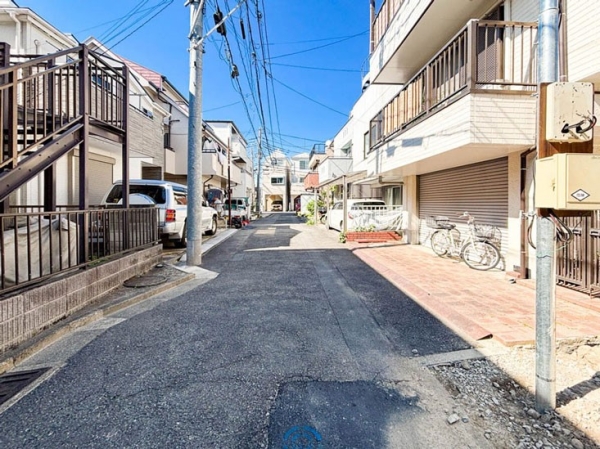 川崎市中原区上平間　新築一戸建て