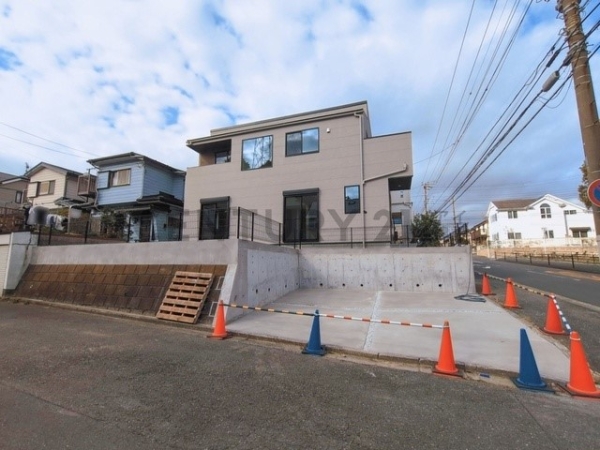 横浜市栄区犬山町　新築一戸建て