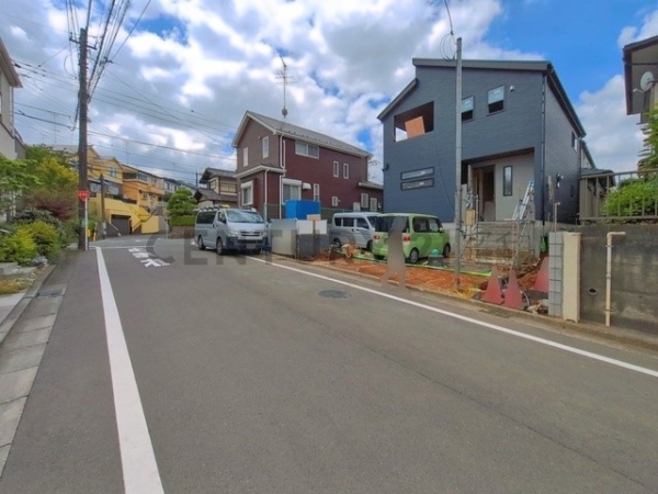 横浜市緑区いぶき野　新築一戸建て