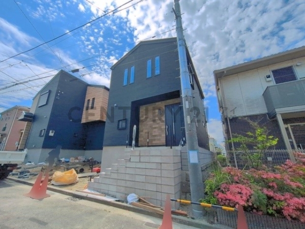 横浜市金沢区六浦南１丁目　新築一戸建て