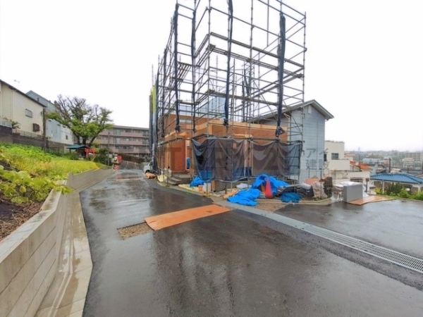 川崎市宮前区梶ケ谷　新築一戸建て