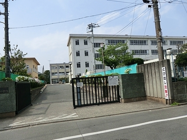 茅ヶ崎市旭が丘　新築一戸建て(茅ヶ崎市立浜須賀中学校)