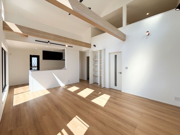 藤沢市西富　新築一戸建て